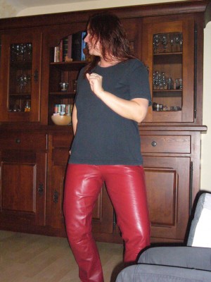 rote Lederhose.JPG