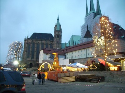 Erfurt Weihnachtsmarkt.jpg