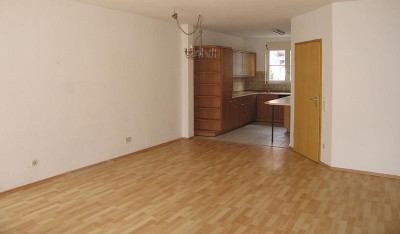 nochmal offene Küche mit Wohnzimmer