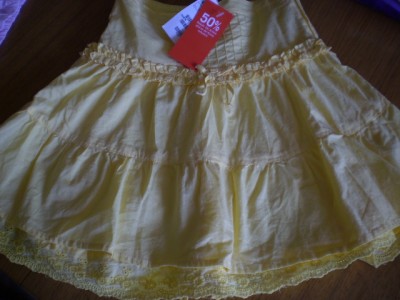 ein feineres Röcklein in zartem gelb - haben ja nächstes Jahr einen 70. + 40. Geb, 1 Hochzeit, Schulanfang und goldene Hochzeit