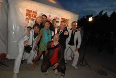 12. Hermes House Band-1.jpg