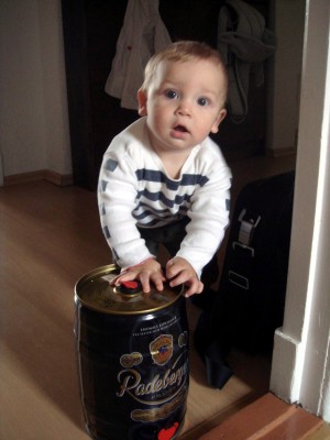 Bier her oder ich fall um.jpg