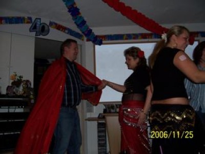 3. Bauchtanz_Biene_Nina_Schmusy.jpg