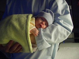 Felix im Fliegergriff3.JPG