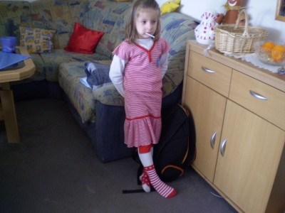 Narri Narro - ich geh jetzt dann zum Hemdglunkerball in den Kindergarten. Mal gucken was da heute noch abgeht. Morgen seht ihr mich dann als ........ dreimal dürft ihr raten!!!!!!!!!