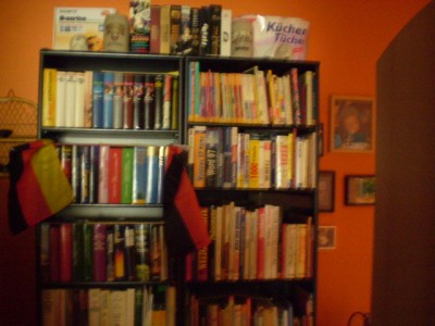 unser Flur, wobei da die Farbe Terrakotta nicht wirklich richtig rüber kommt.