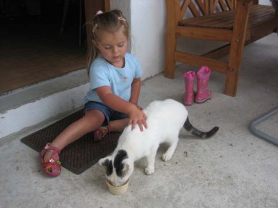 Lena und Katze.jpg
