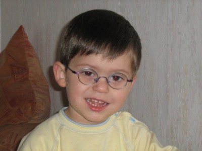 Na, ist bin ich nicht cool mit der Brille!?