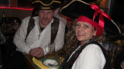 Pirat und Piratenbraut.jpg