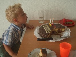 Die Kerzen werden ausgepustet